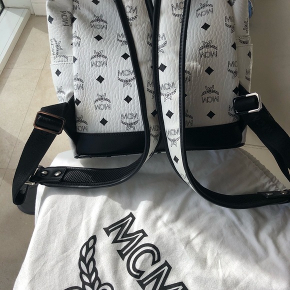 Bag - Picture 2 of 4